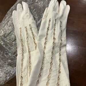 Elegant Cream Long Leather Gloves